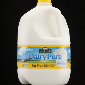 Garelick Farms Fat Free Milk